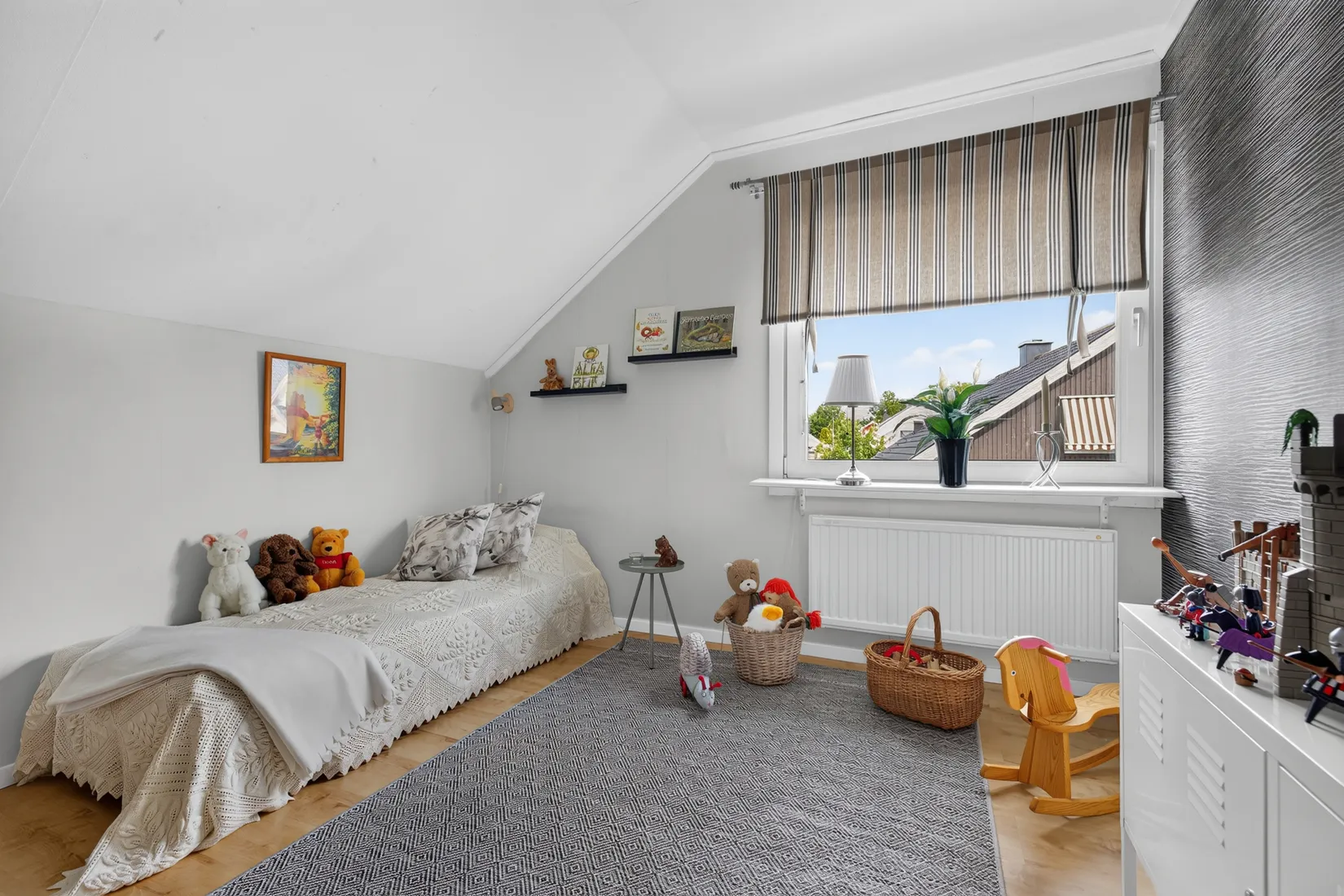 Villa, Bondgårdsgatan 16M, Kumla Centralt, Kumla