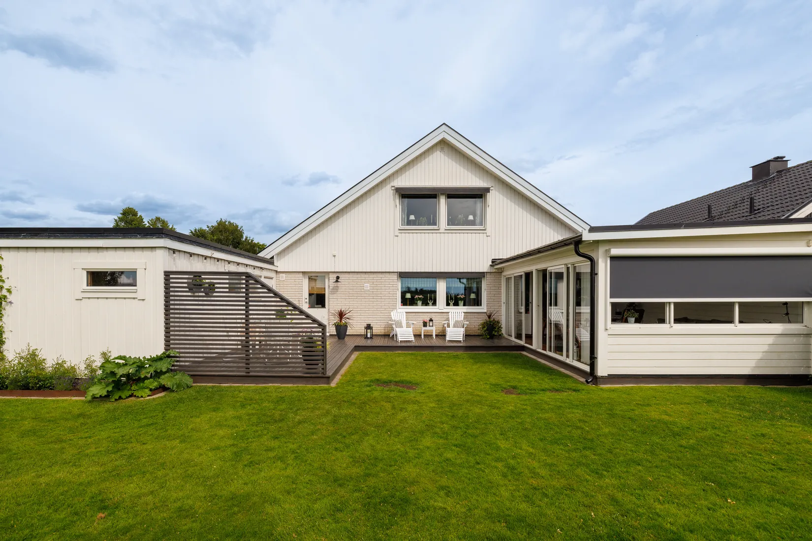 Villa, Bondgårdsgatan 16M, Kumla Centralt, Kumla