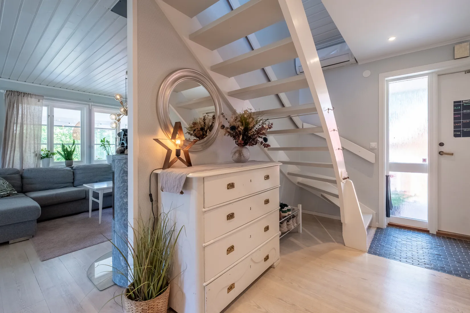 Villa, Skogalundsvägen 4, Ärla, Eskilstuna
