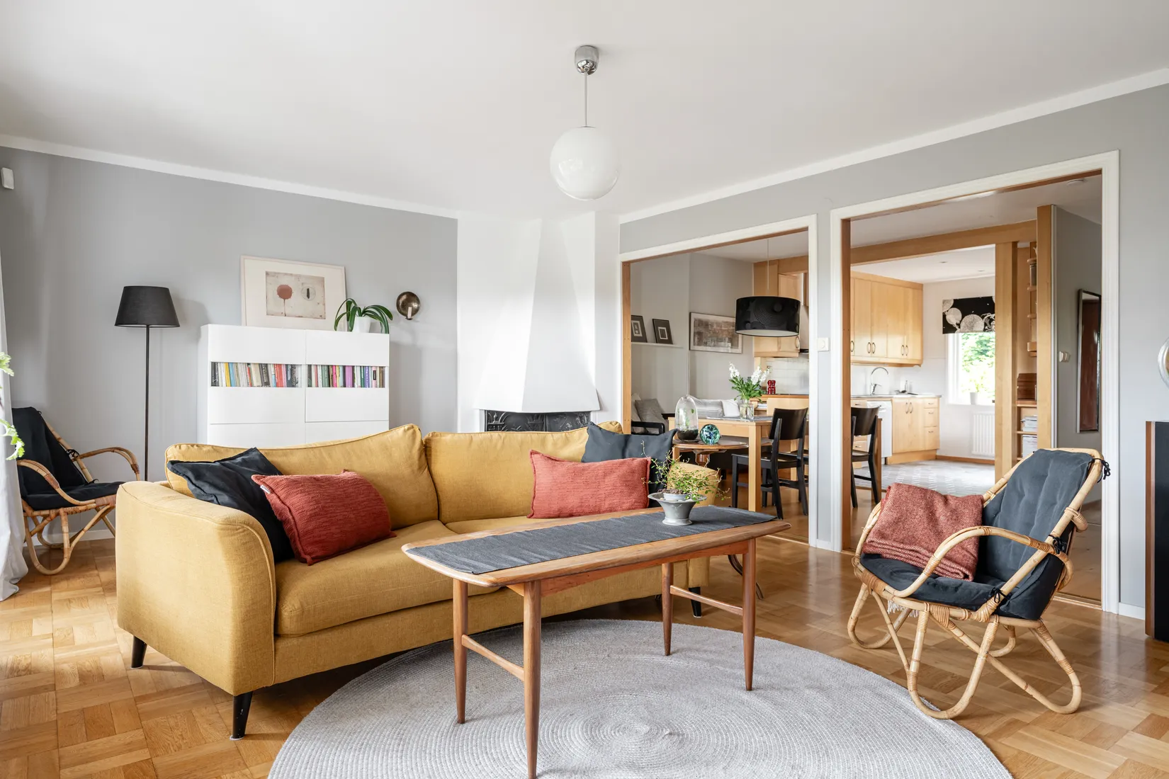 Radhus, Dalvägen 31, Segeltorp, Huddinge