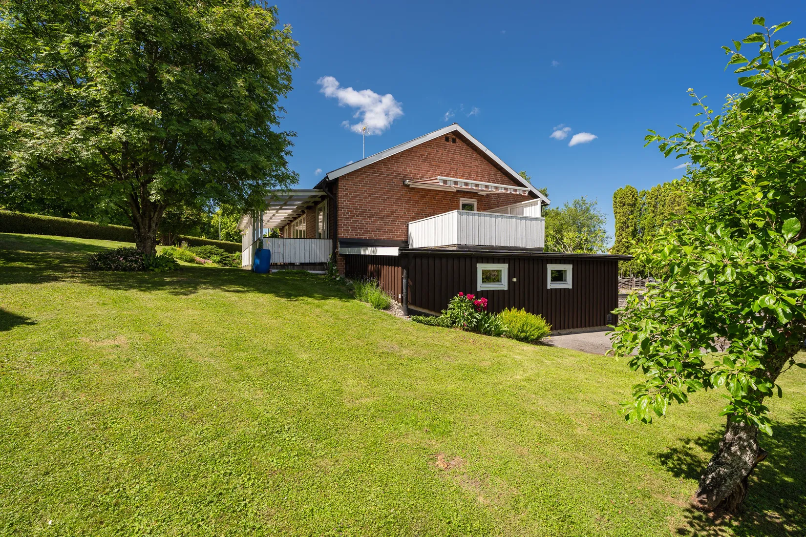 Villa, Östra Tämnarvägen 14, Tierp