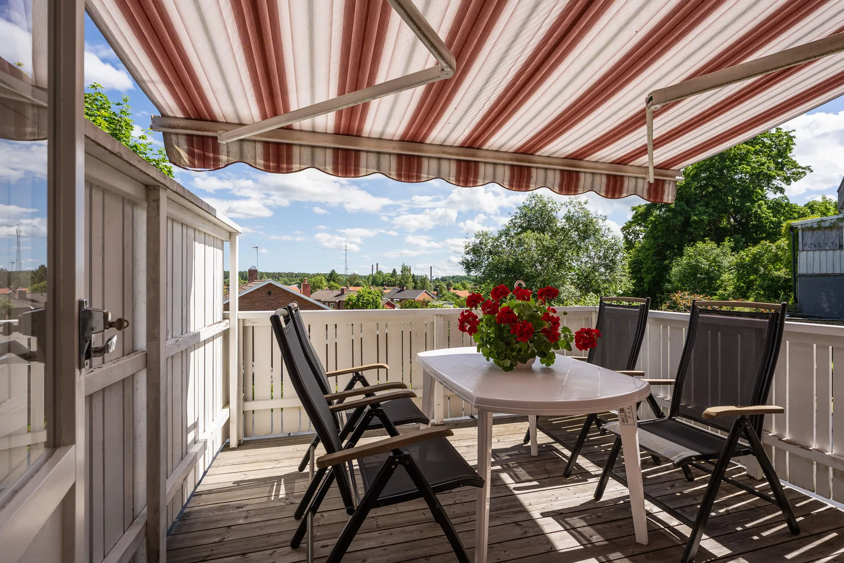 Villa, Östra Tämnarvägen 14, Tierp