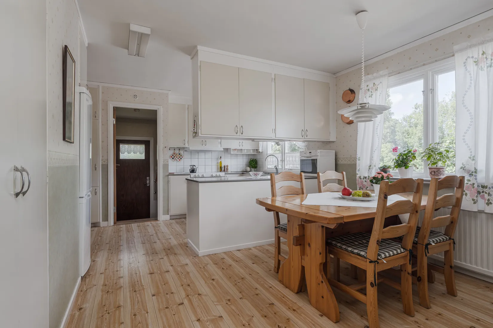 Villa, Östra Tämnarvägen 14, Tierp