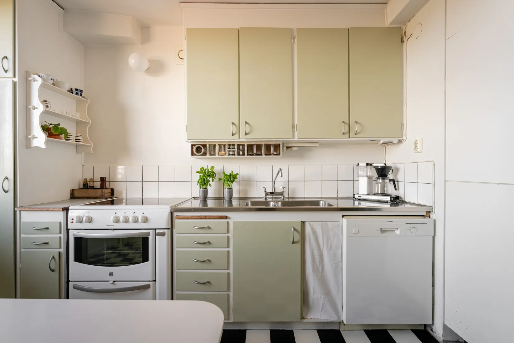 Bostadsrätt, Ljusstöparbacken 1, vån 5, Gröndal, Stockholm