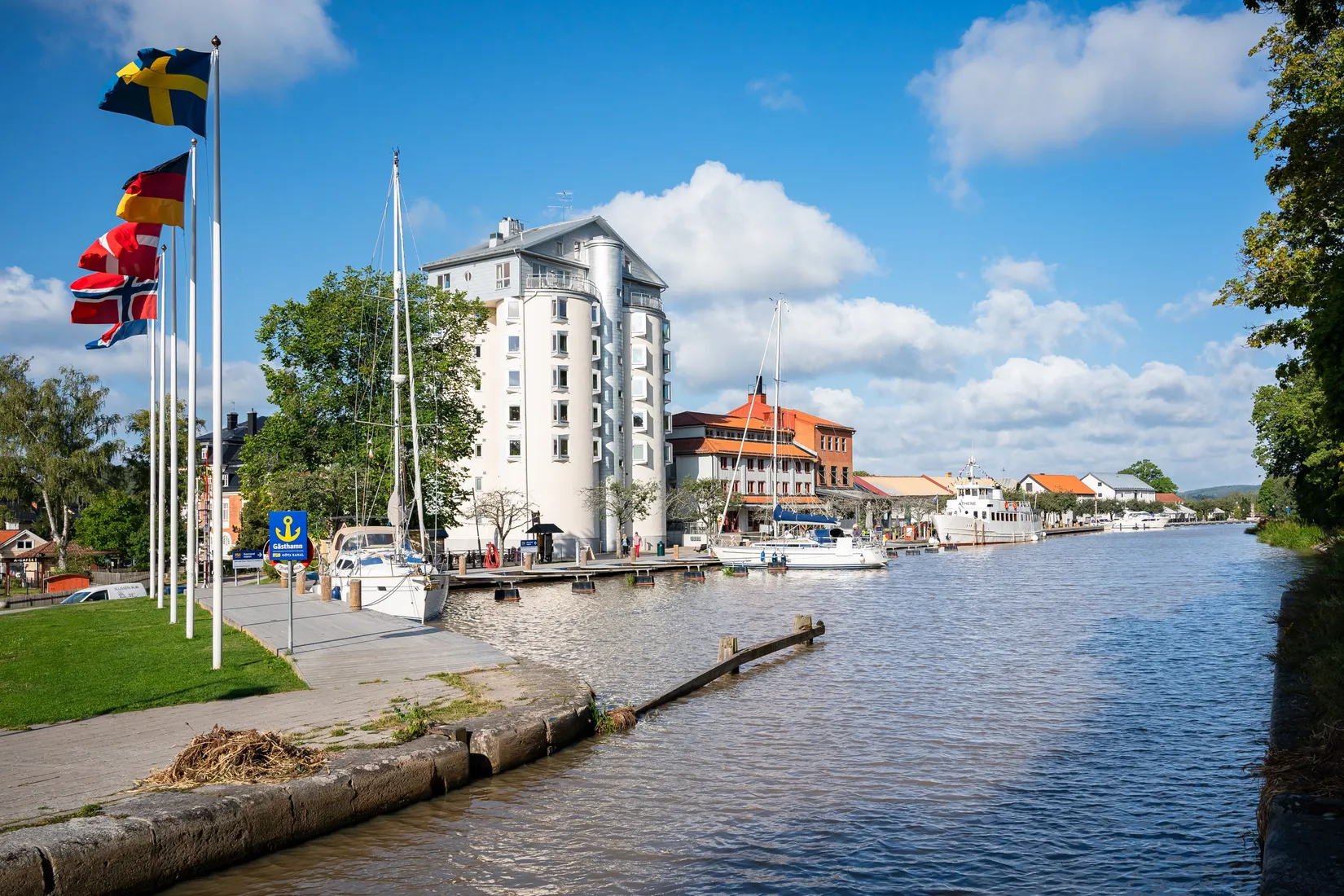 Bostadsrätt, Radhus, Brobyvägen 7B, Söderköping