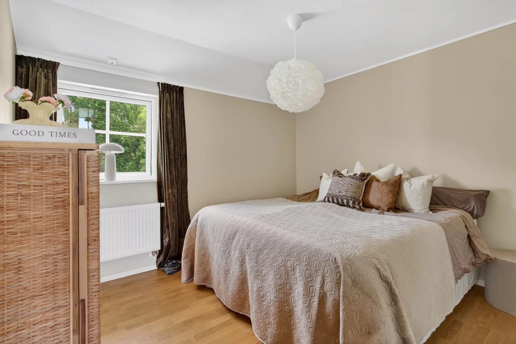 Radhus, Ulmekärrsgården 21, Grebbestad, Tanum