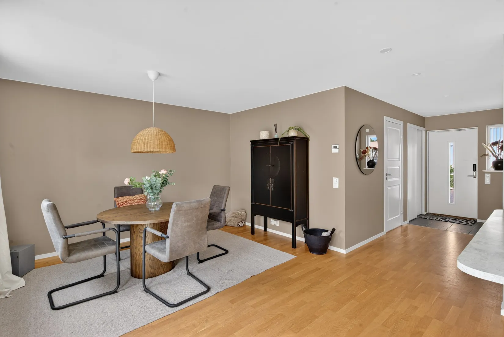 Radhus, Ulmekärrsgården 21, Grebbestad, Tanum