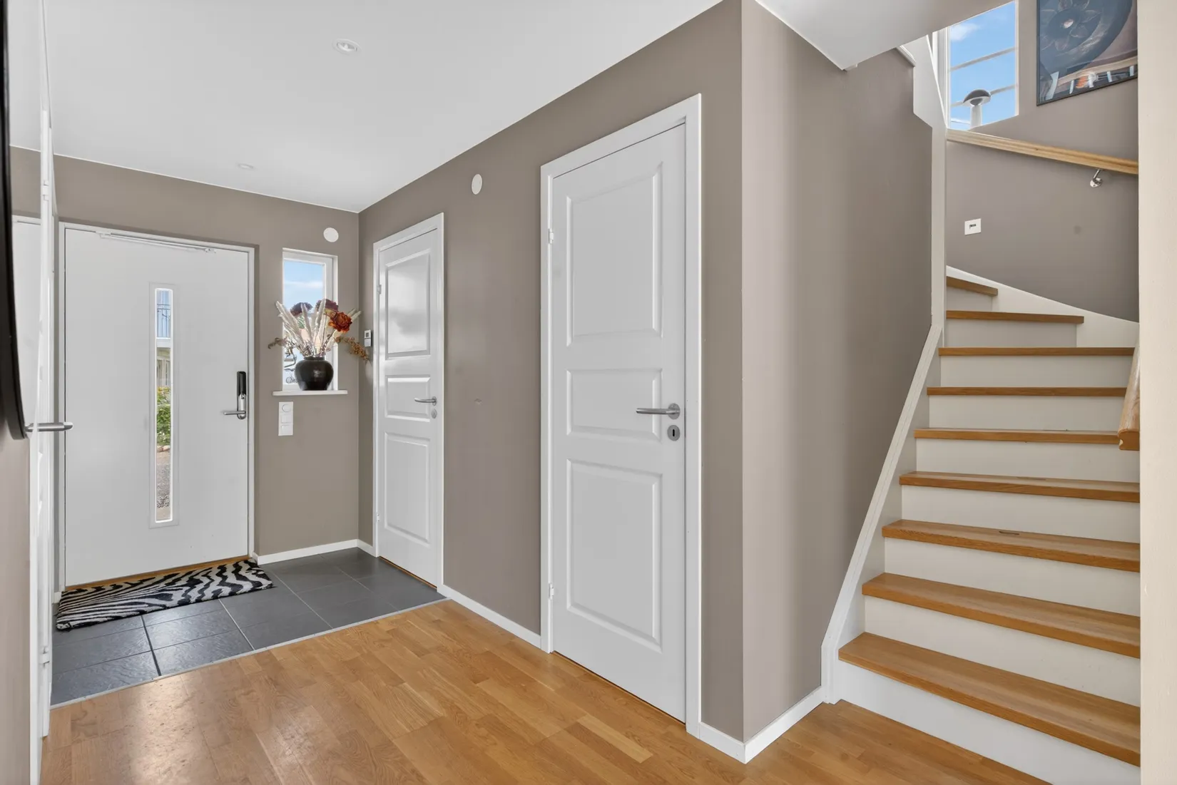 Radhus, Ulmekärrsgården 21, Grebbestad, Tanum