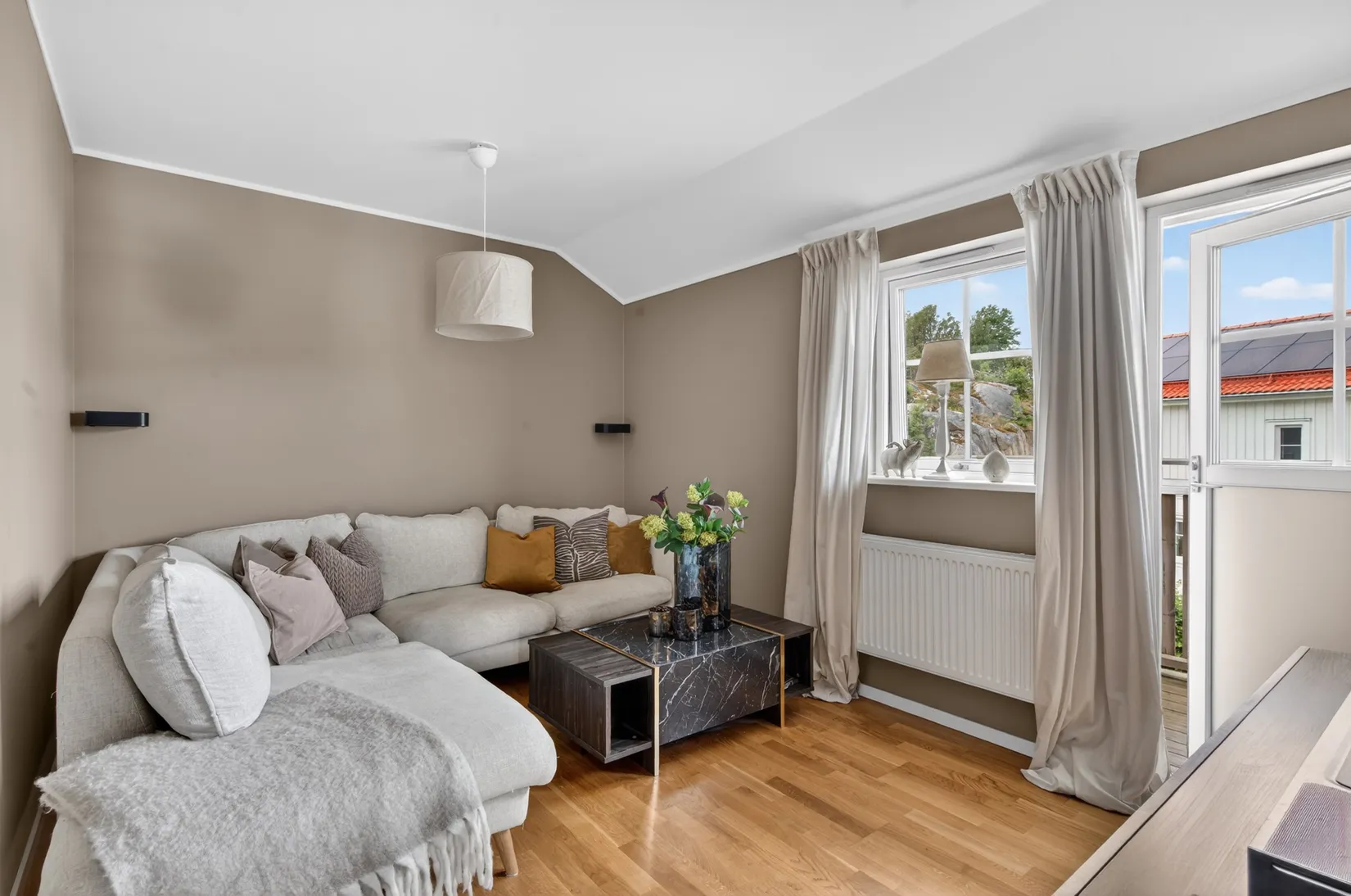 Radhus, Ulmekärrsgården 21, Grebbestad, Tanum
