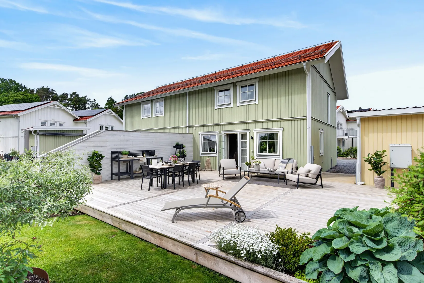 Radhus, Ulmekärrsgården 21, Grebbestad, Tanum