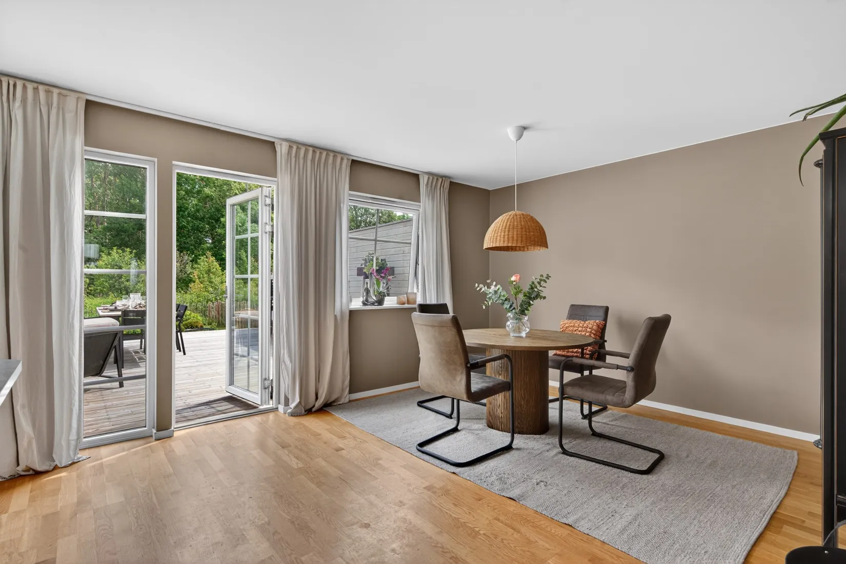 Radhus, Ulmekärrsgården 21, Grebbestad, Tanum