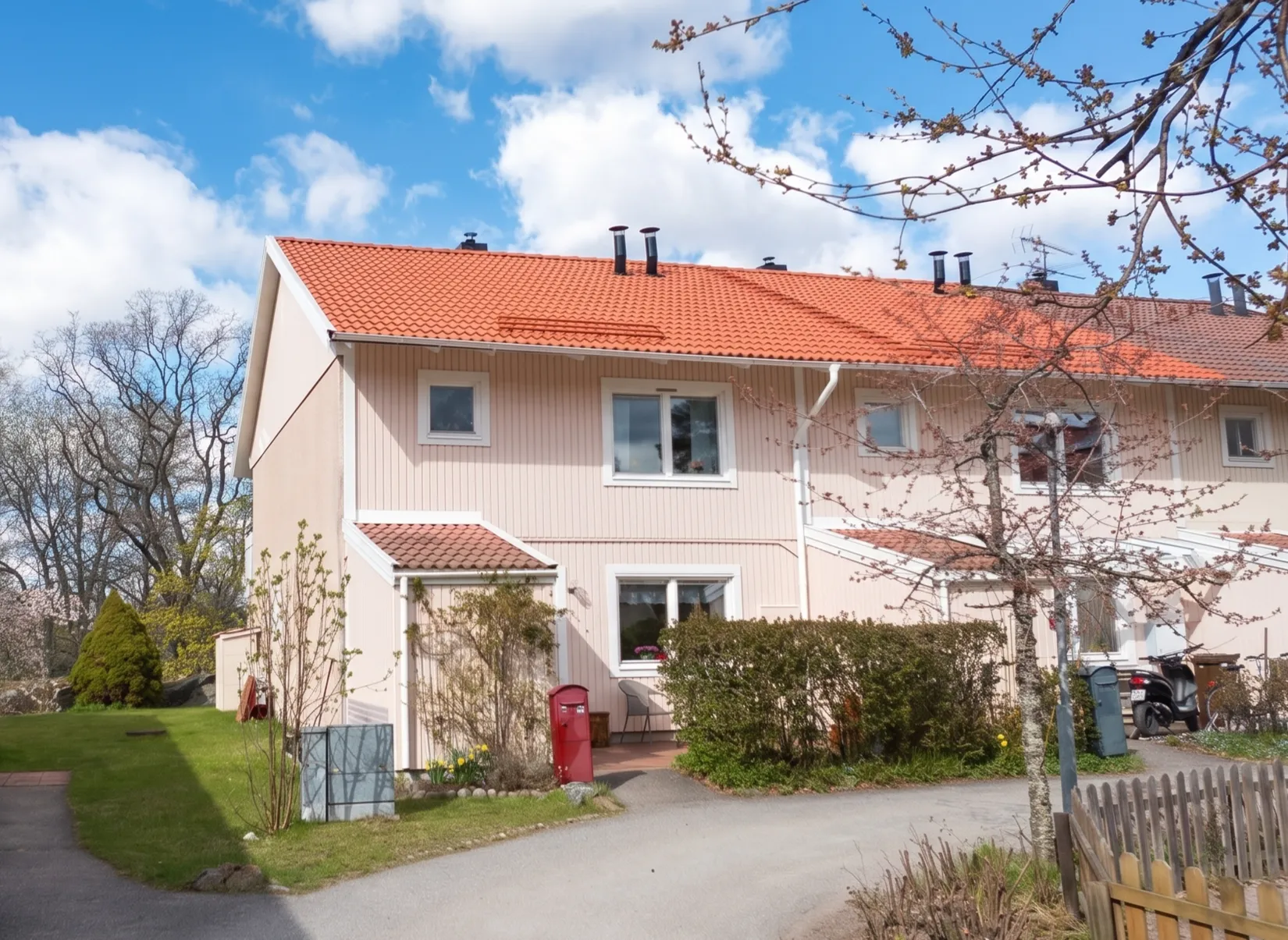 Radhus, Vassvägen 5E, Snättringe, Huddinge