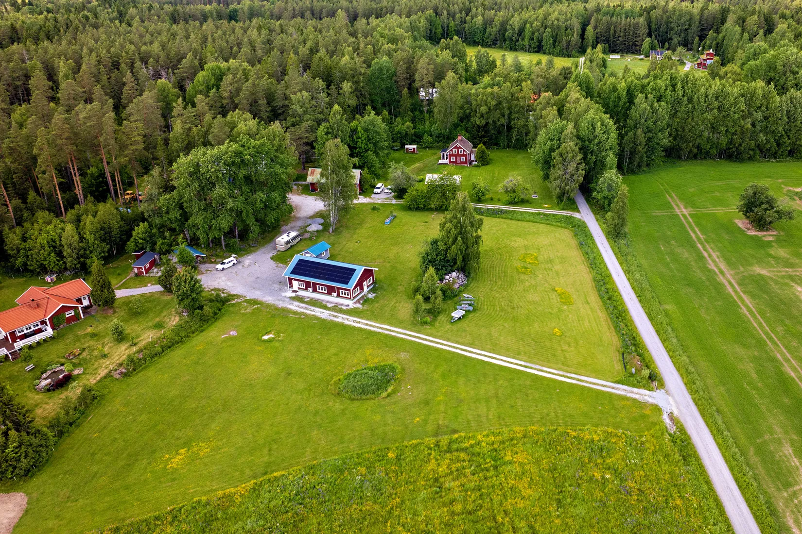 Gård/Skog, Balsna 425, Glanshammar, Örebro