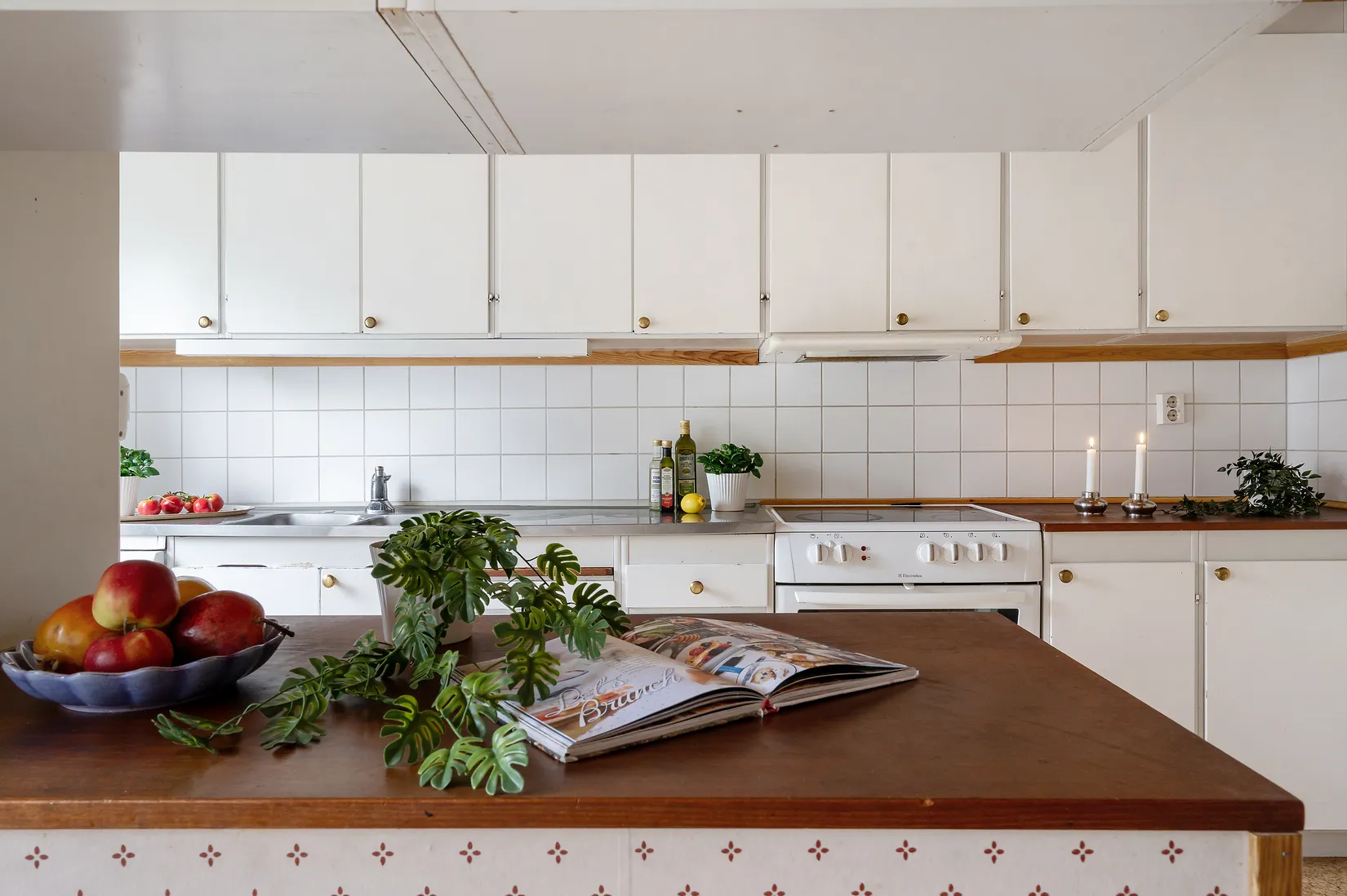 Radhus, Östergökssvängen 17, Nälsta, Stockholm
