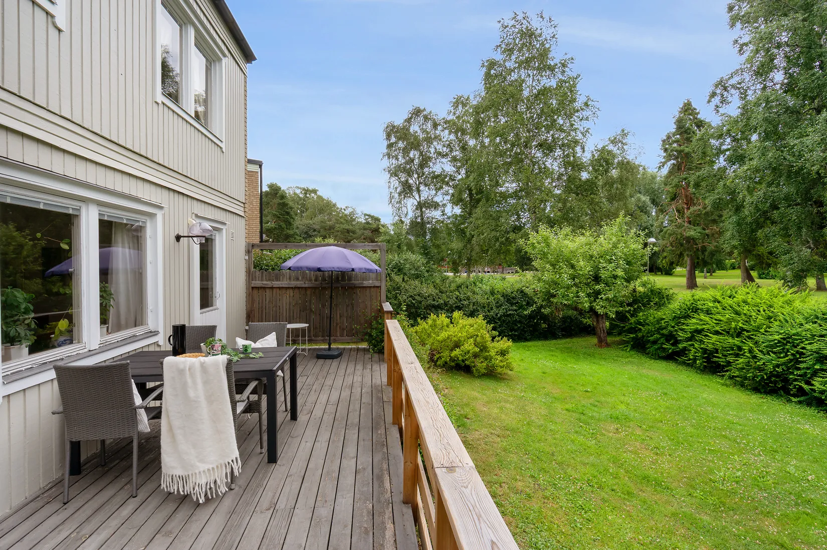 Radhus, Östergökssvängen 17, Nälsta, Stockholm