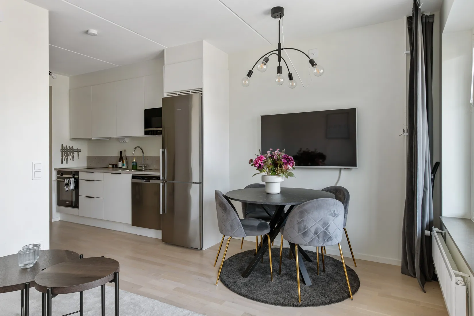 Bostadsrätt, Stationsvägen 52, 2 tr, Roslags Näsby, Täby