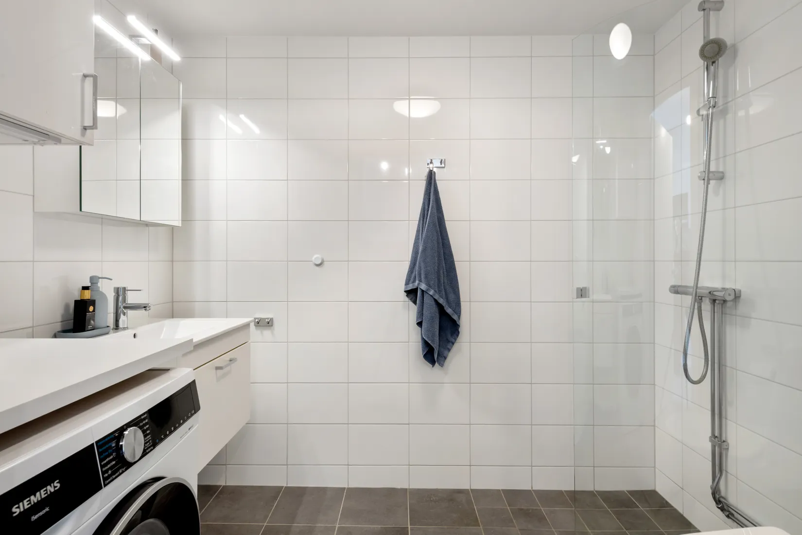 Bostadsrätt, Stationsvägen 52, 2 tr, Roslags Näsby, Täby