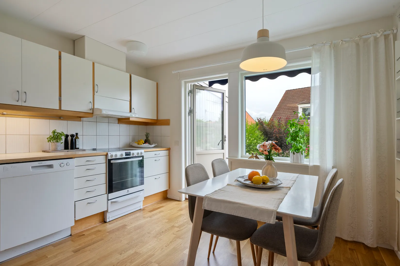 Radhus, Dunshultsvägen 14A, Stöpen, Skövde