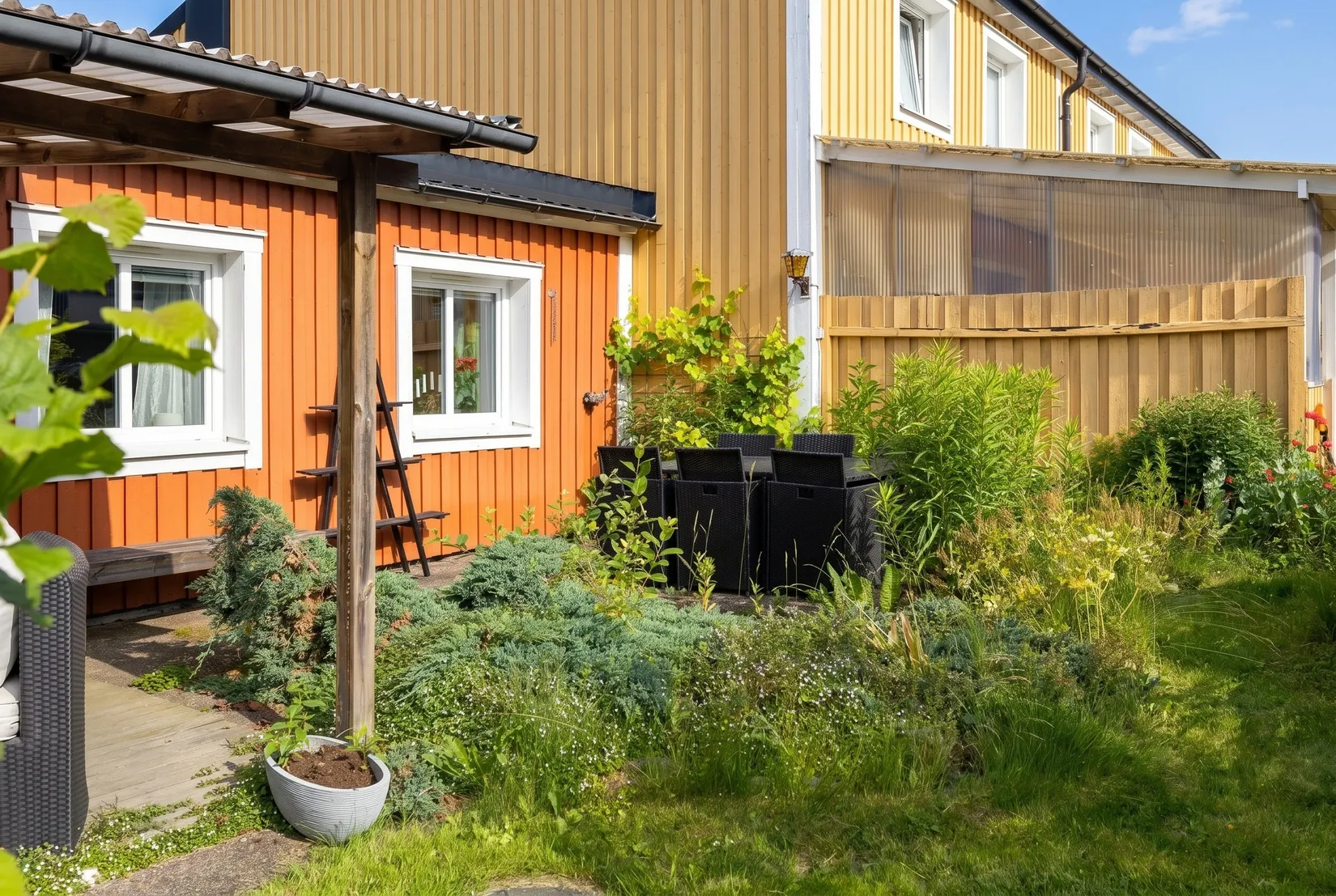 Radhus, Persbovägen 11 A, Västerås