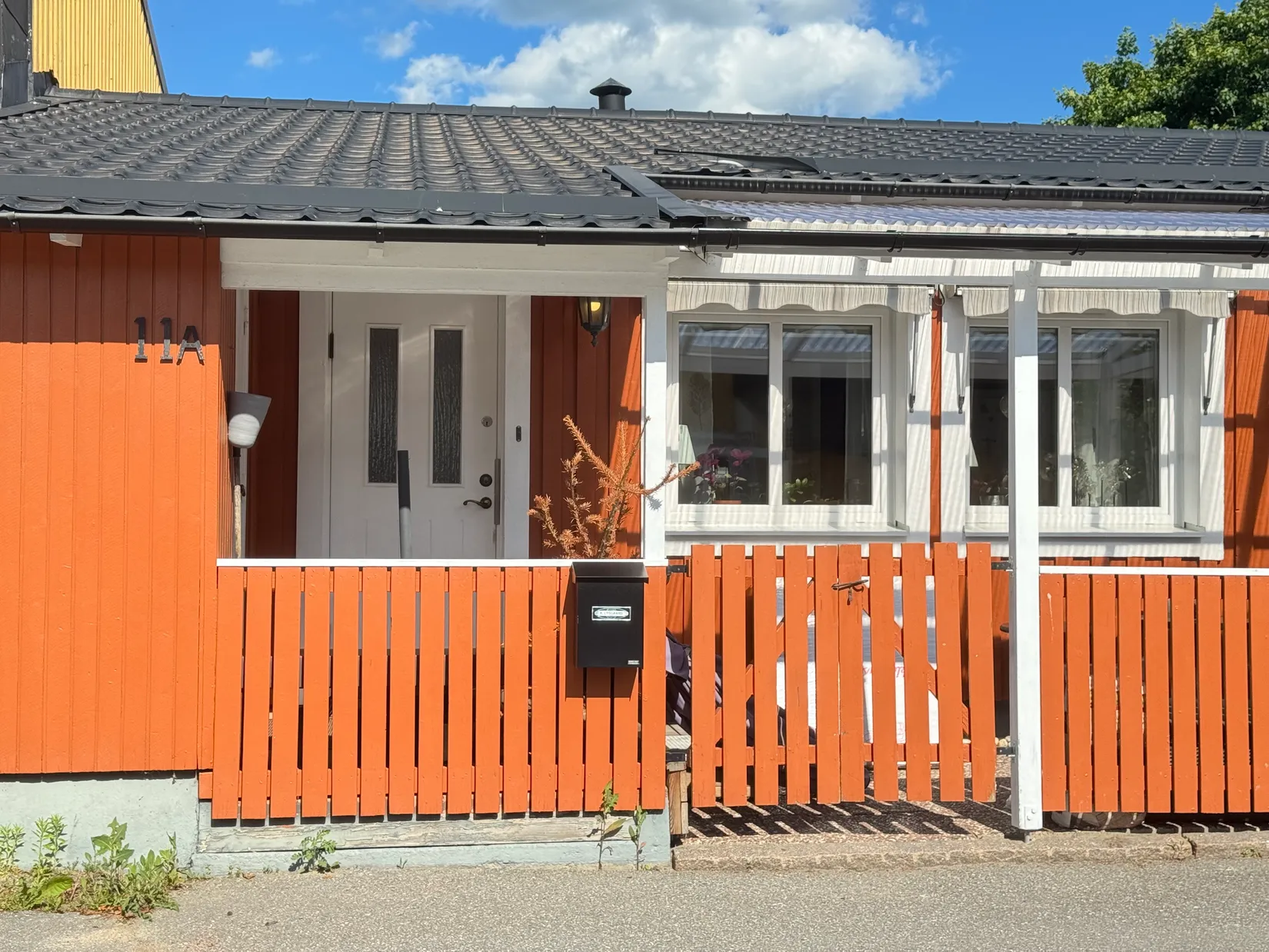 Radhus, Persbovägen 11 A, Västerås