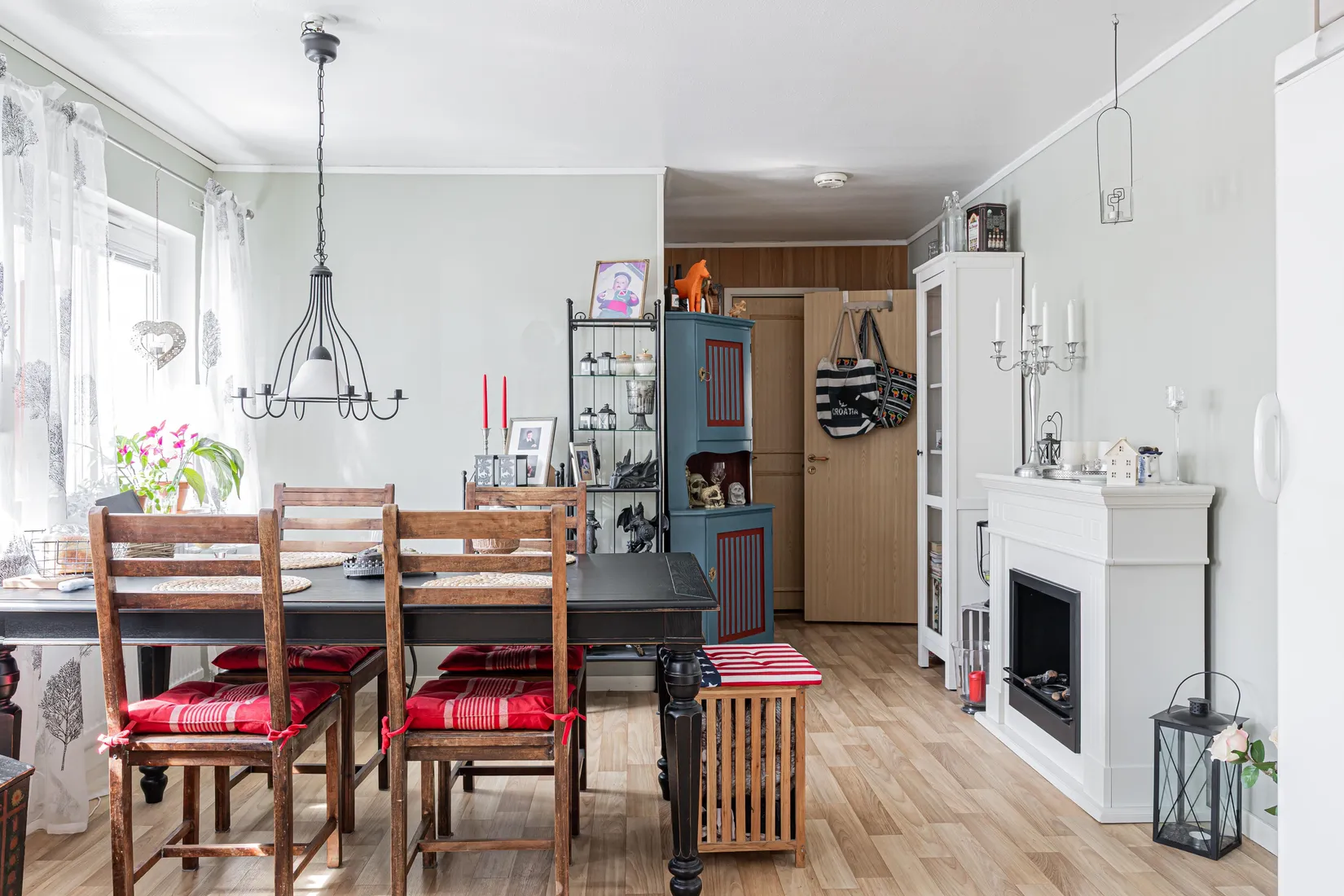 Radhus, Persbovägen 11 A, Västerås