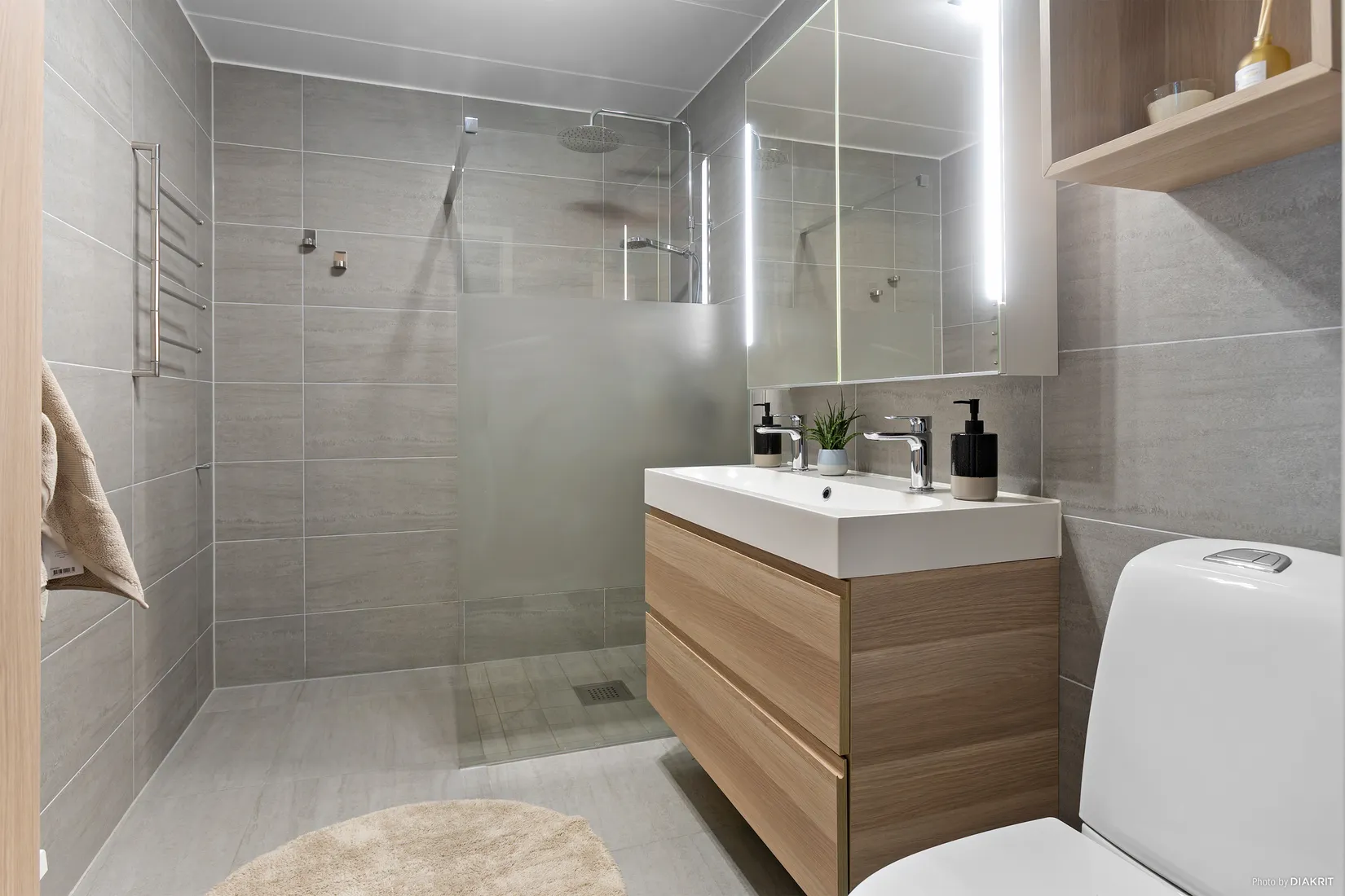 Villa, Radhus, Gitarrvägen 50, Viksjö Hummelmora, Järfälla
