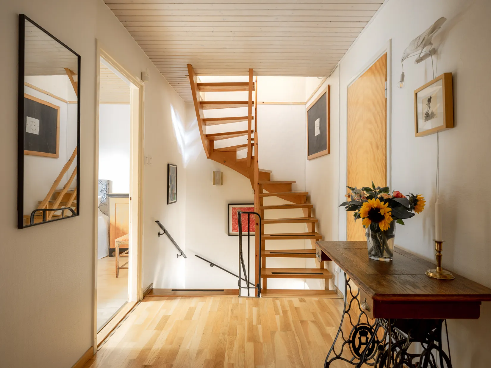 Bostadsrätt, Radhus, Skälbyvägen 24B, Häggvik, Sollentuna