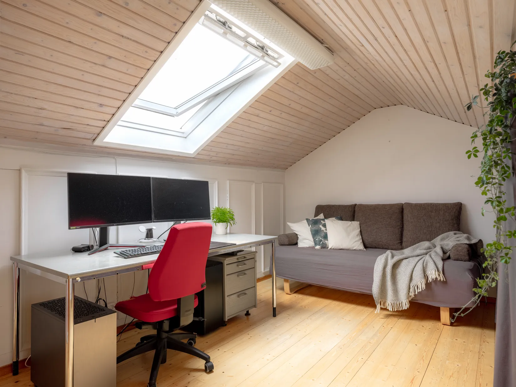 Bostadsrätt, Radhus, Skälbyvägen 24B, Häggvik, Sollentuna