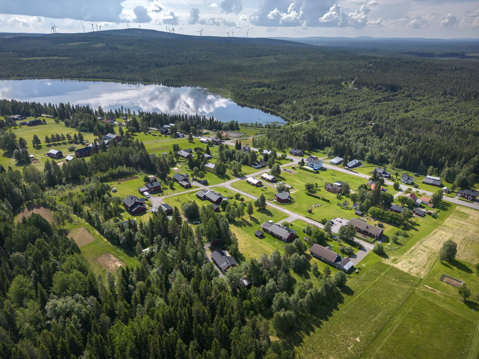 Villa, Backvägen 5A, B, E, F. Åkervägen 4, Rentjärn, Malå