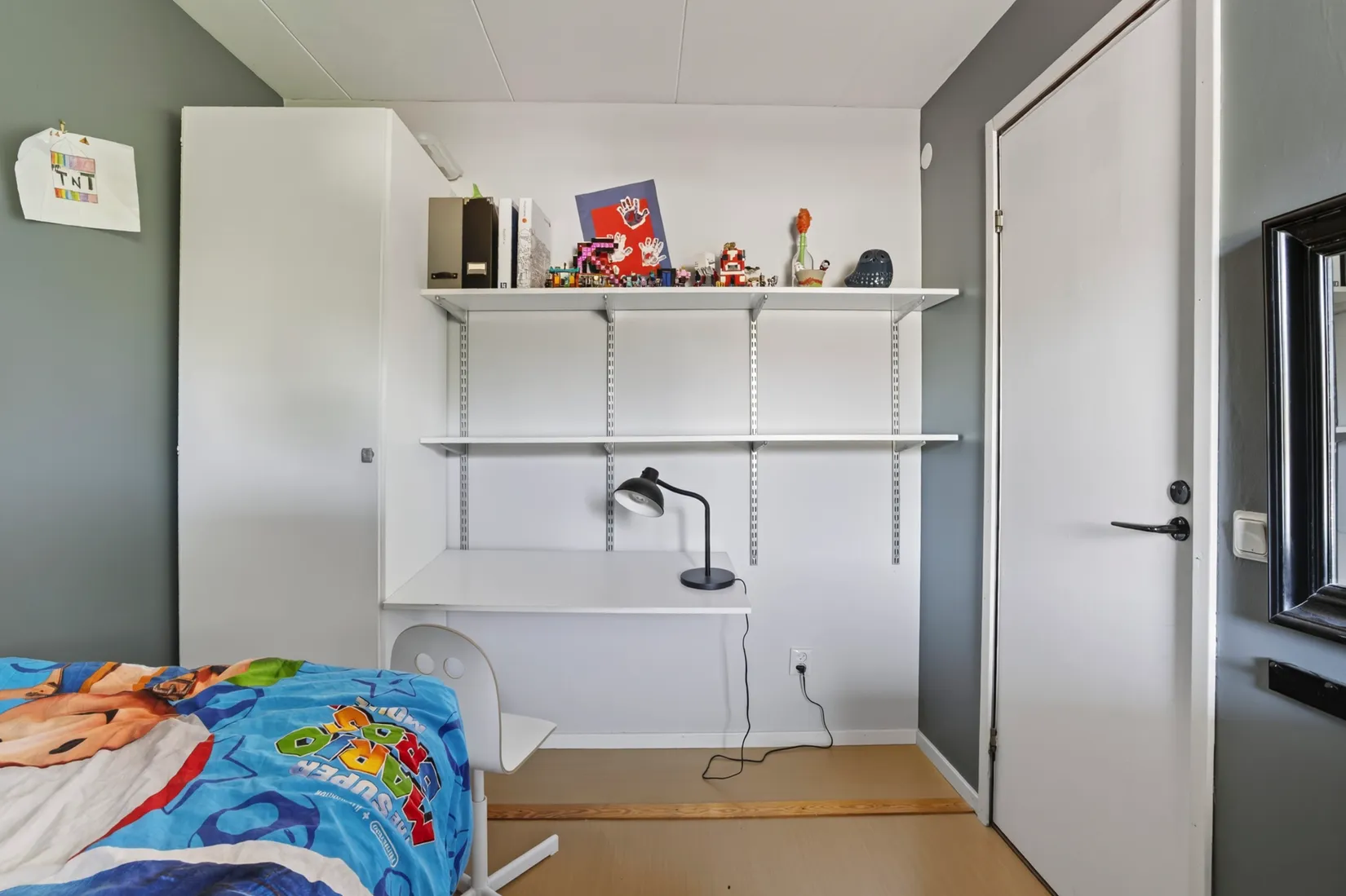 Radhus, Högstadieplan 83, Lindesberg