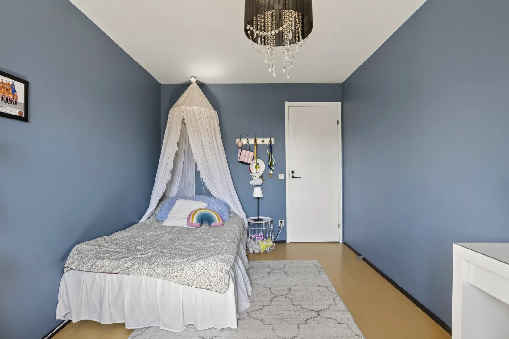 Radhus, Högstadieplan 83, Lindesberg