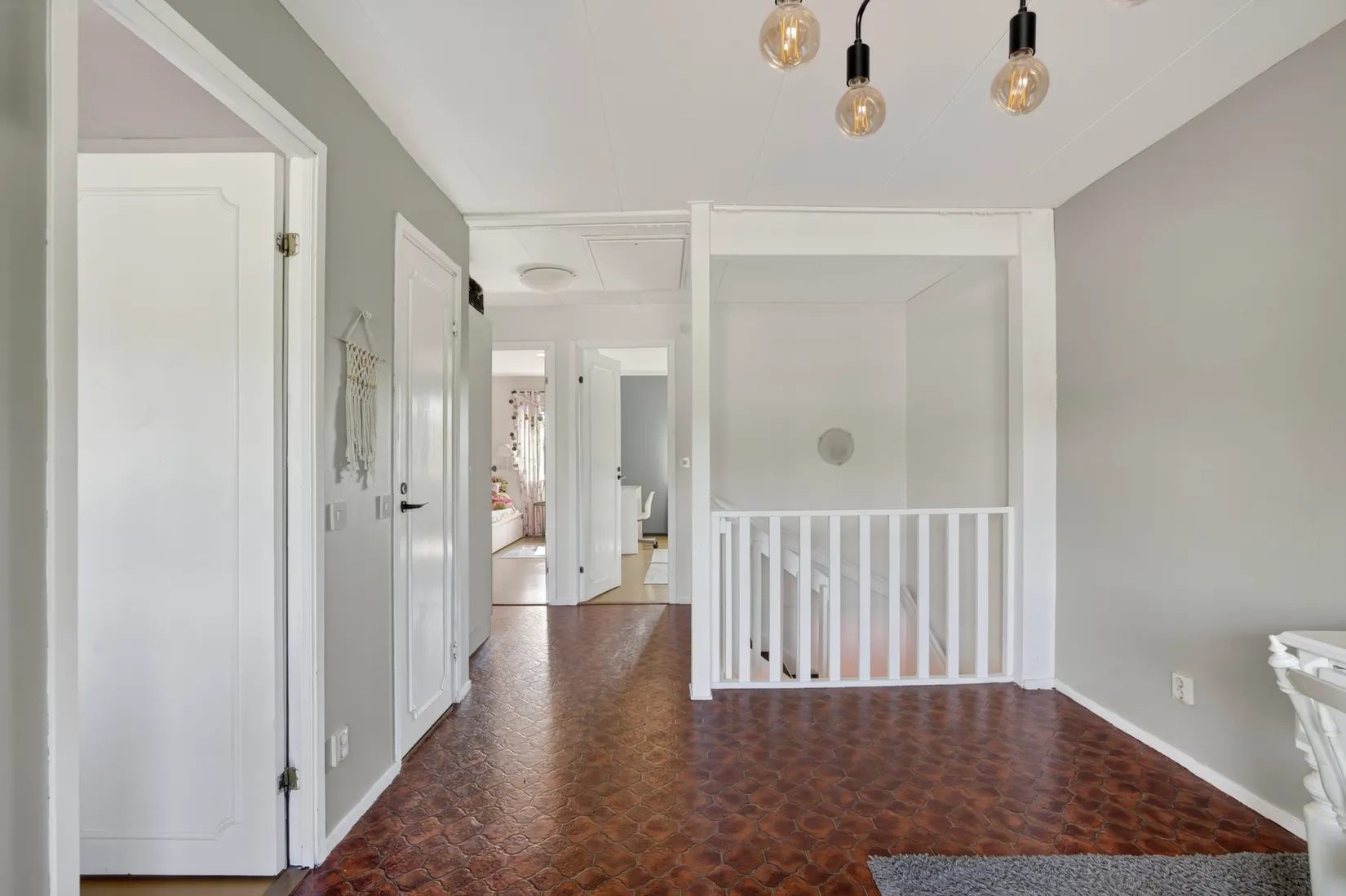 Radhus, Högstadieplan 83, Lindesberg