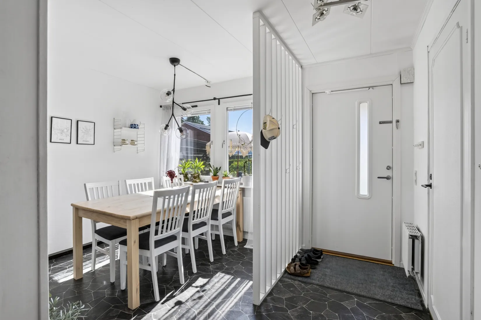 Radhus, Högstadieplan 83, Lindesberg