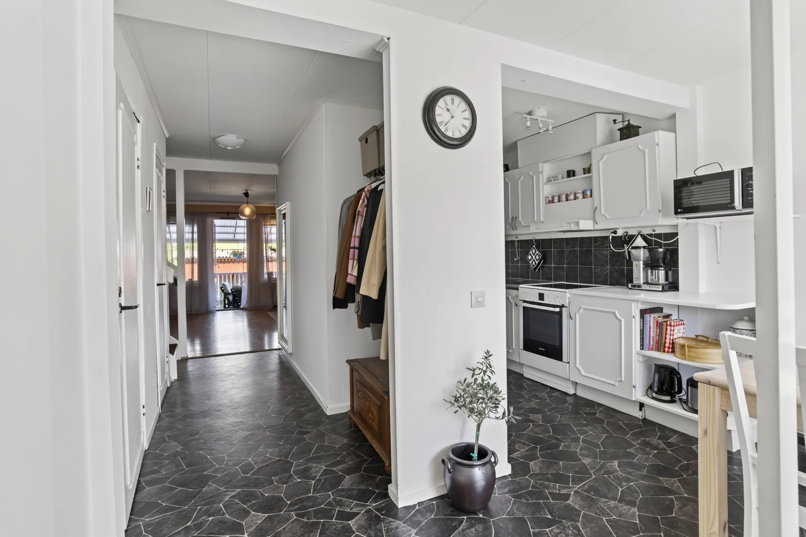 Radhus, Högstadieplan 83, Lindesberg