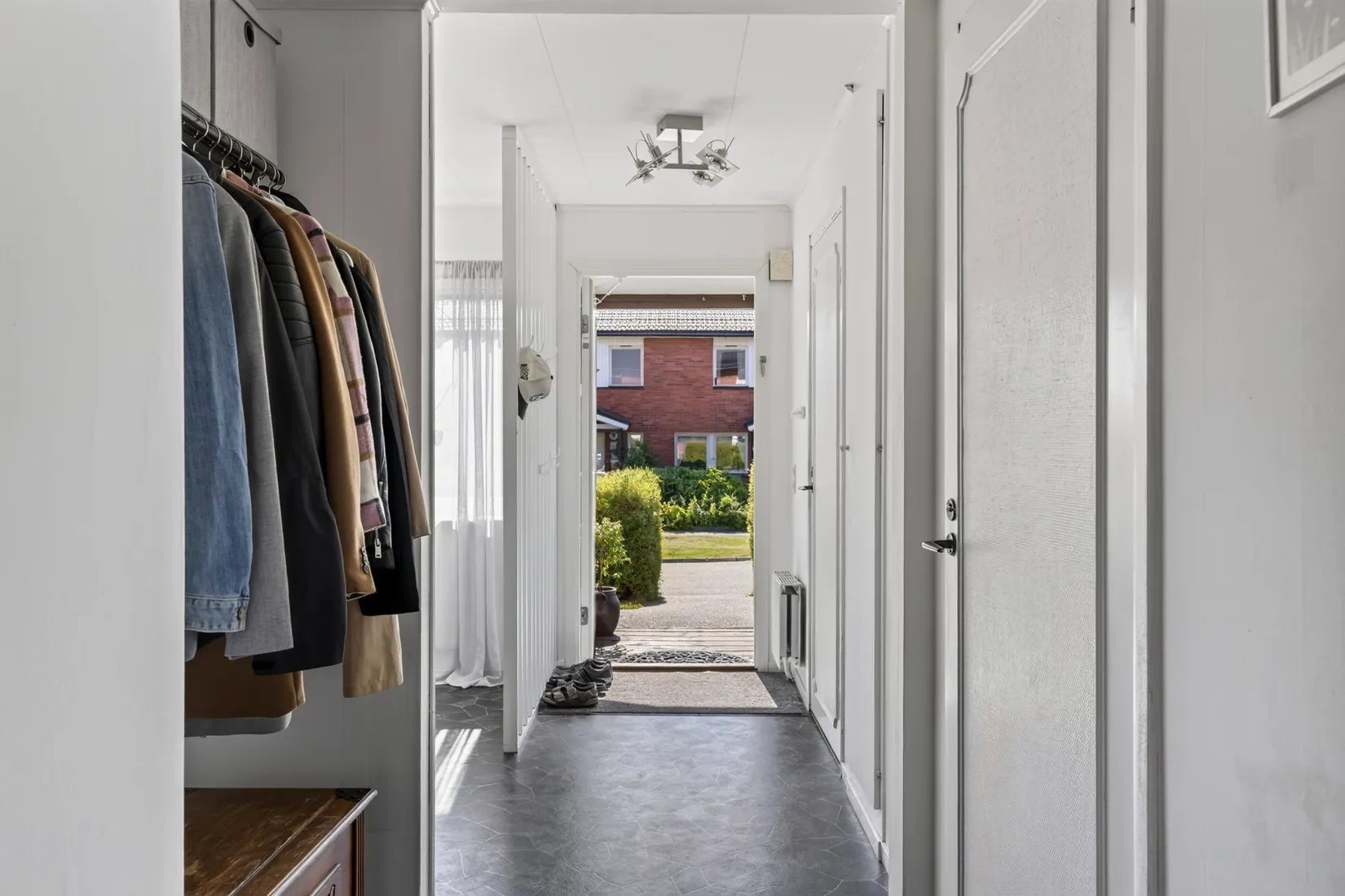 Radhus, Högstadieplan 83, Lindesberg