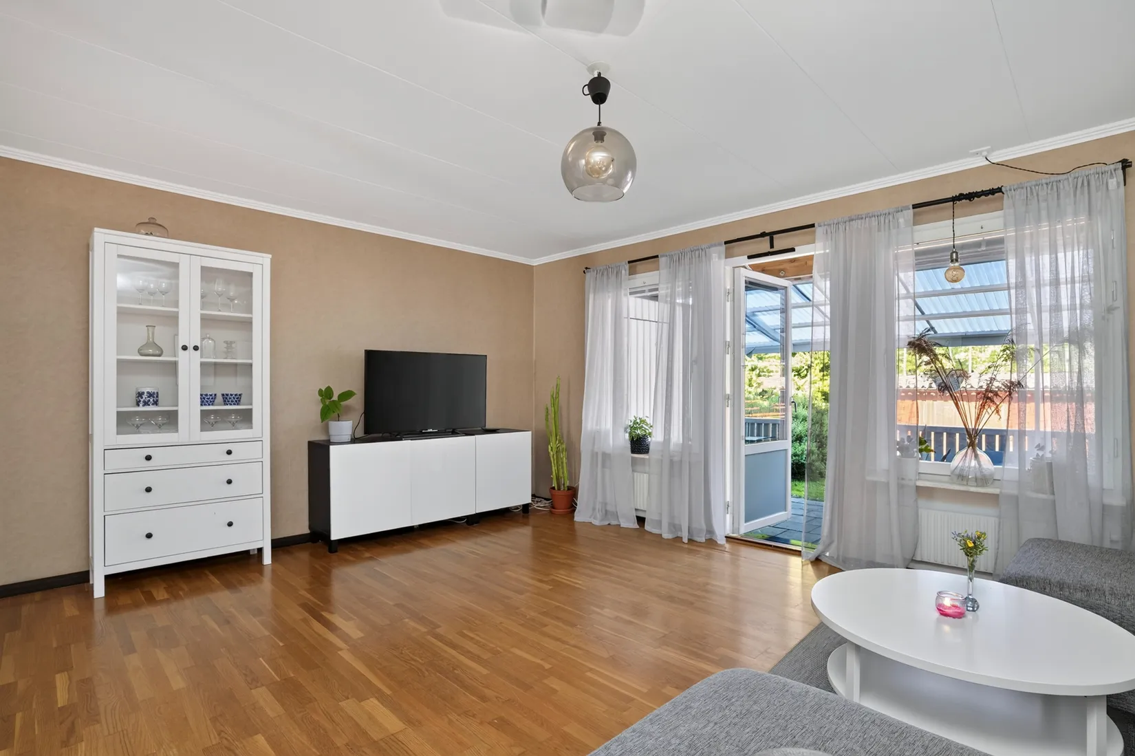 Radhus, Högstadieplan 83, Lindesberg