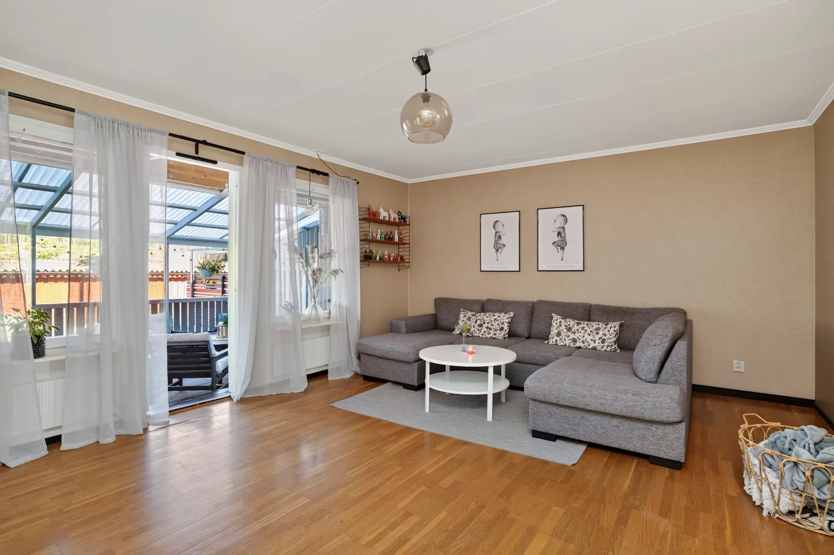Radhus, Högstadieplan 83, Lindesberg