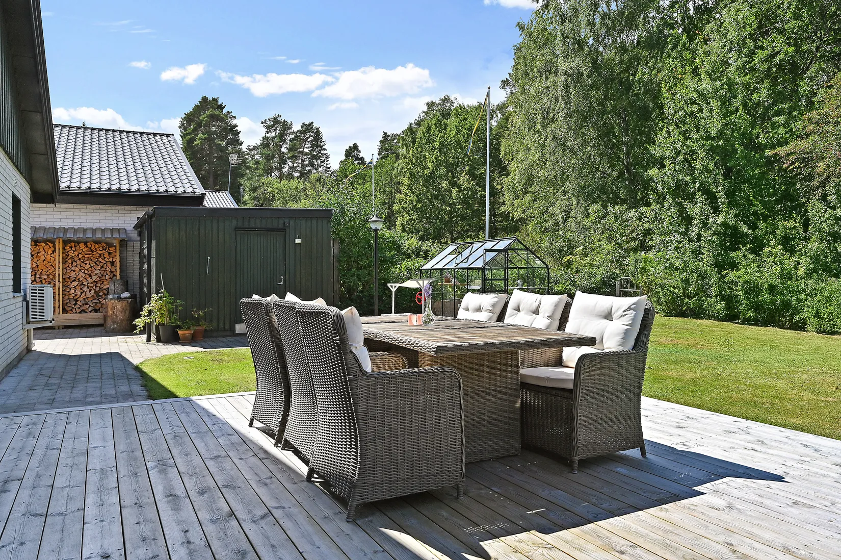 Radhus, Slånbärsvägen 4, Hemmesta, Värmdö