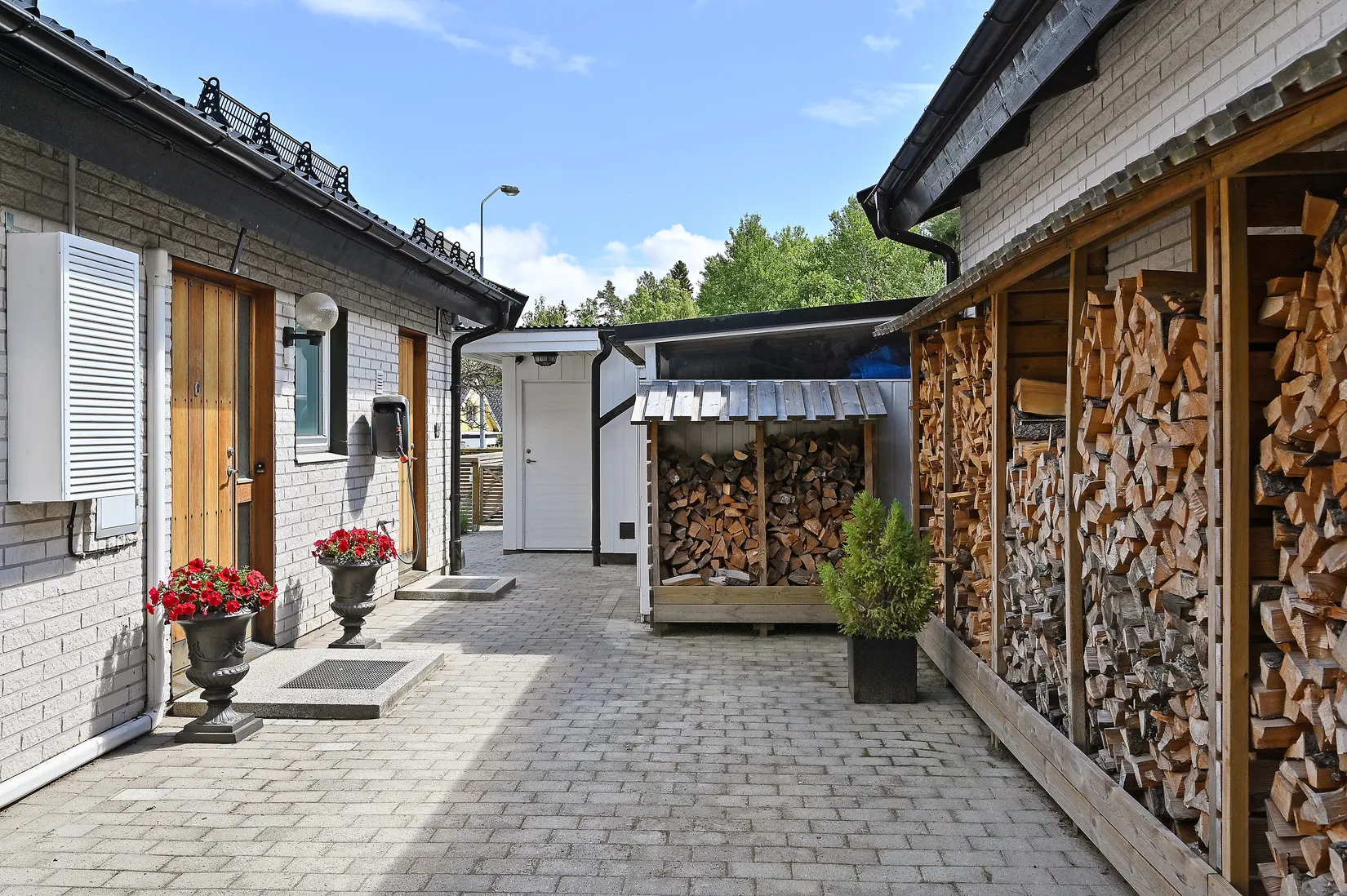 Radhus, Slånbärsvägen 4, Hemmesta, Värmdö