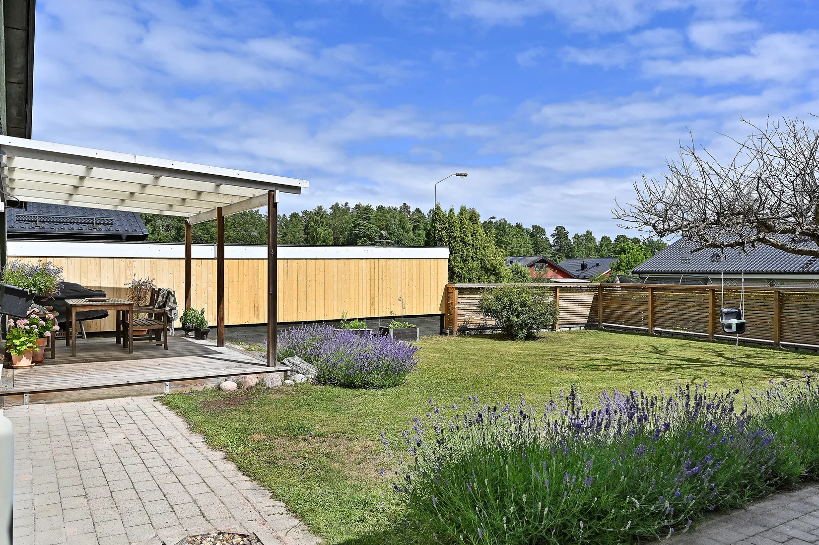 Radhus, Slånbärsvägen 4, Hemmesta, Värmdö
