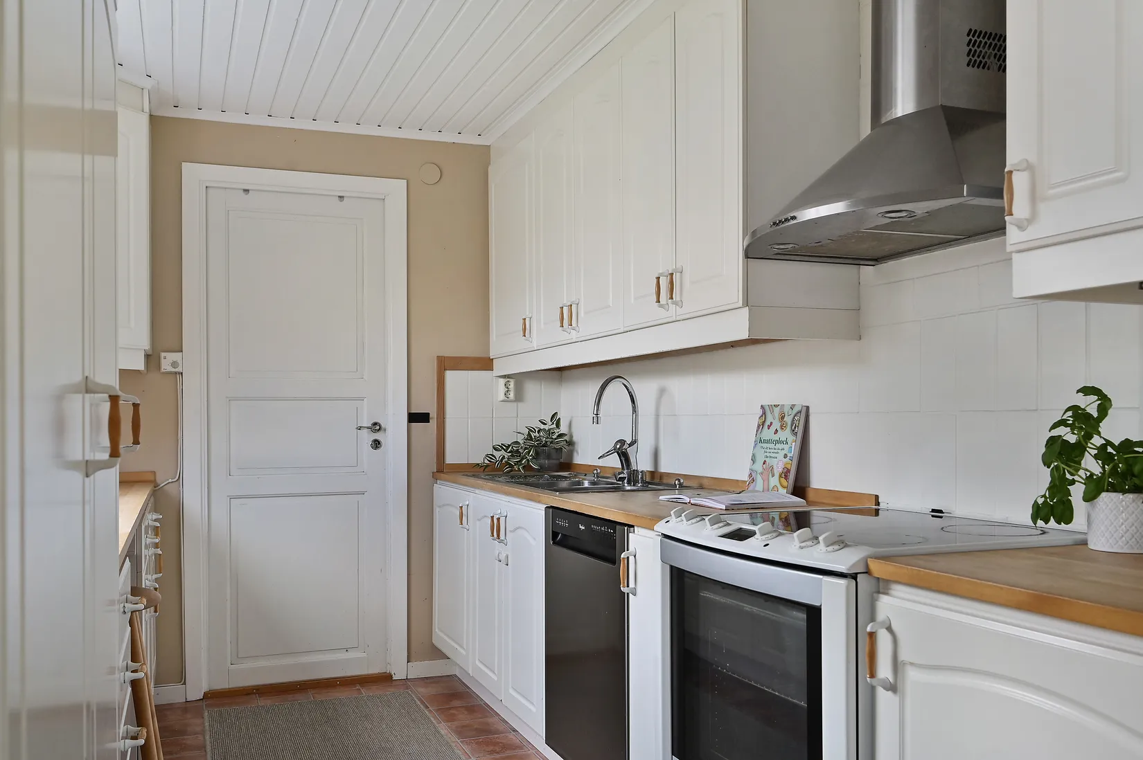 Radhus, Slånbärsvägen 4, Hemmesta, Värmdö