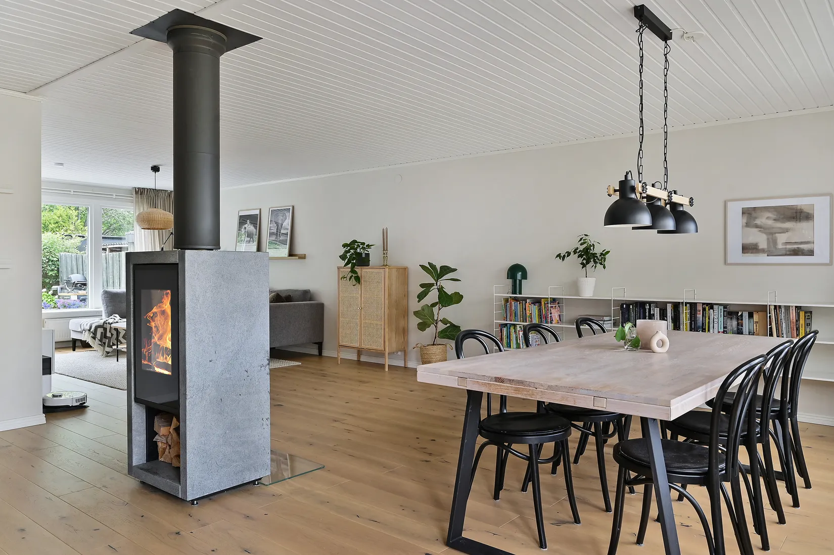 Radhus, Slånbärsvägen 4, Hemmesta, Värmdö