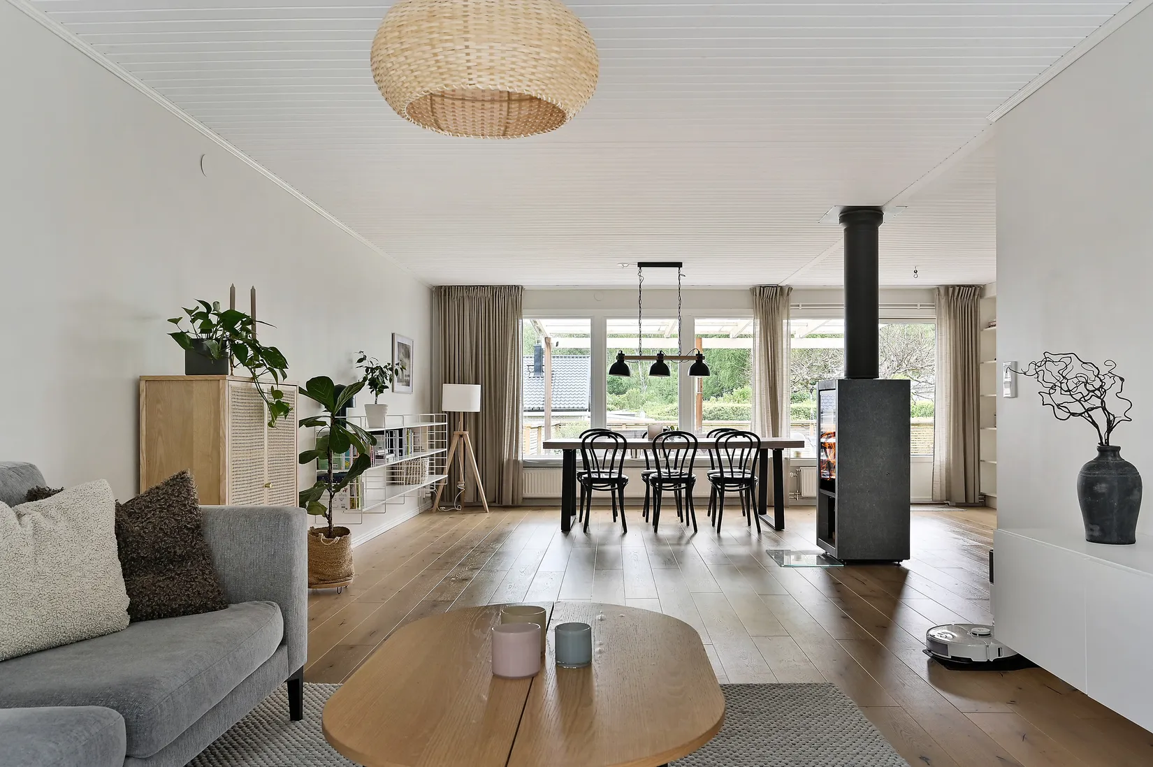 Radhus, Slånbärsvägen 4, Hemmesta, Värmdö