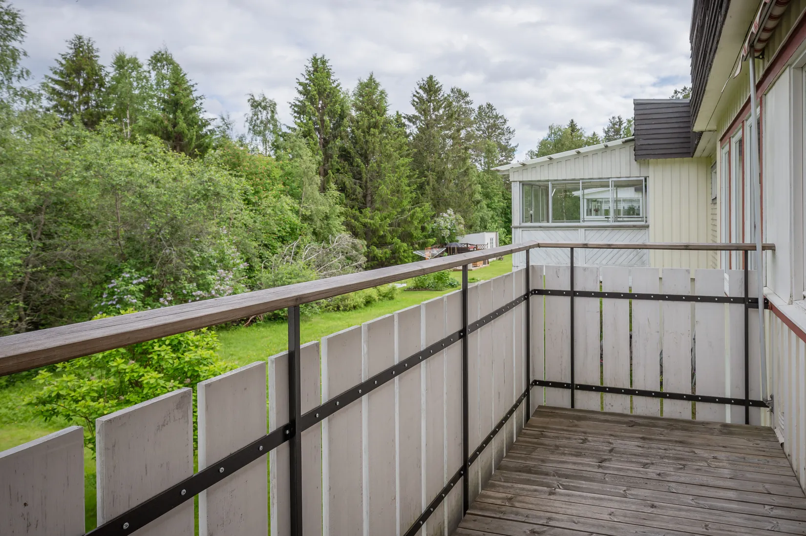 Radhus, Oxvägen 8, Kroksta, Örnsköldsvik