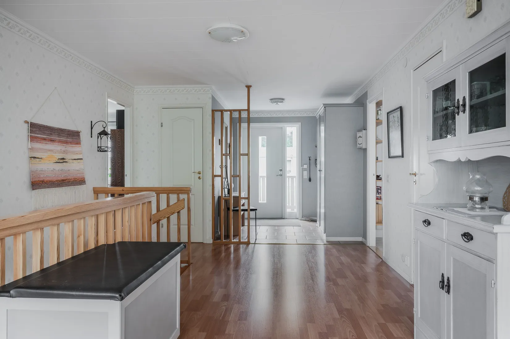 Radhus, Oxvägen 8, Kroksta, Örnsköldsvik