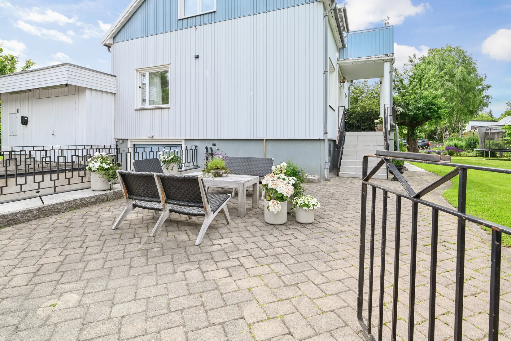 Villa, Kometvägen 9, Skälby, Järfälla