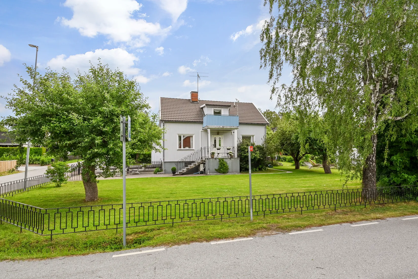 Villa, Kometvägen 9, Skälby, Järfälla