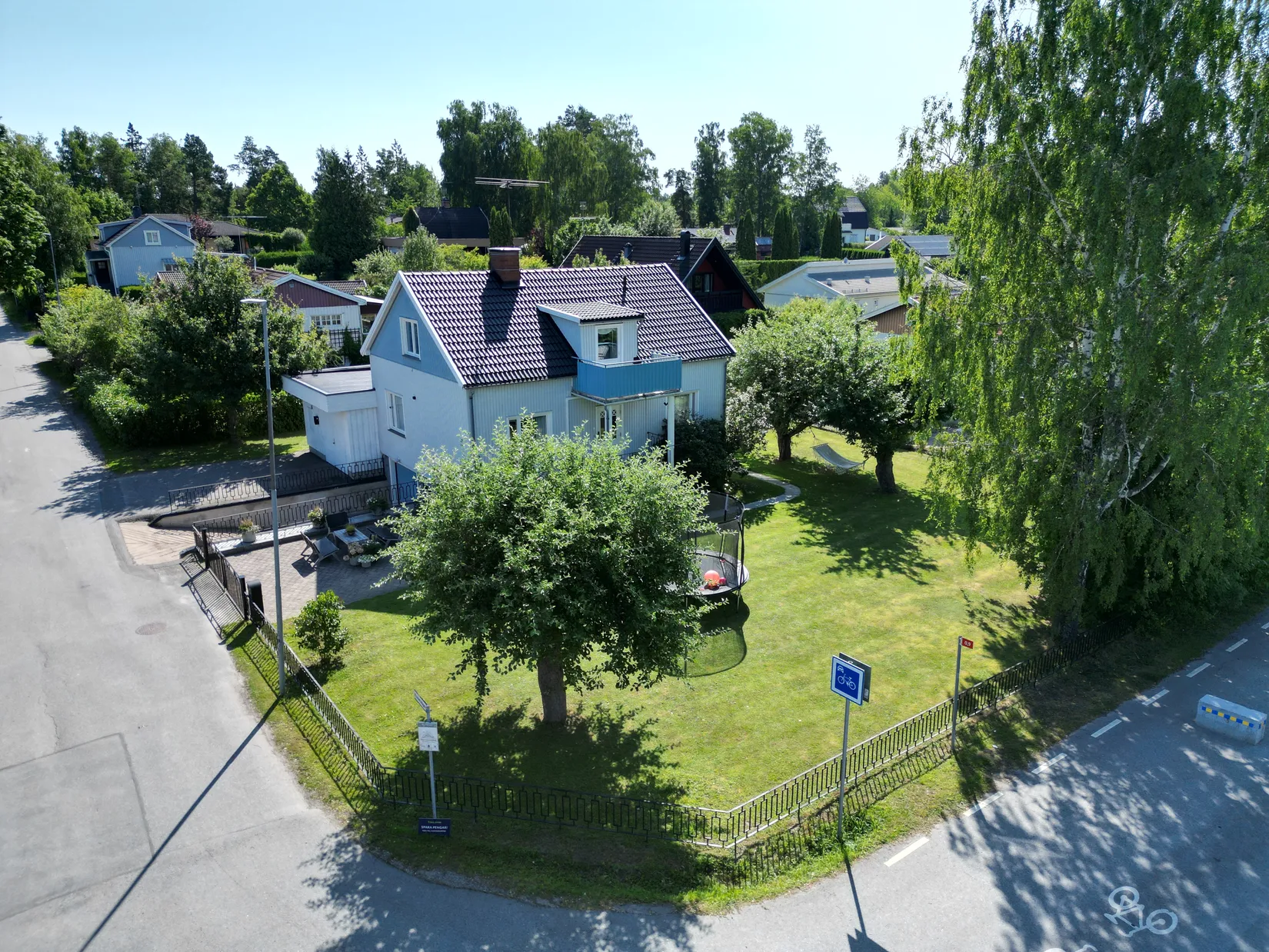 Villa, Kometvägen 9, Skälby, Järfälla