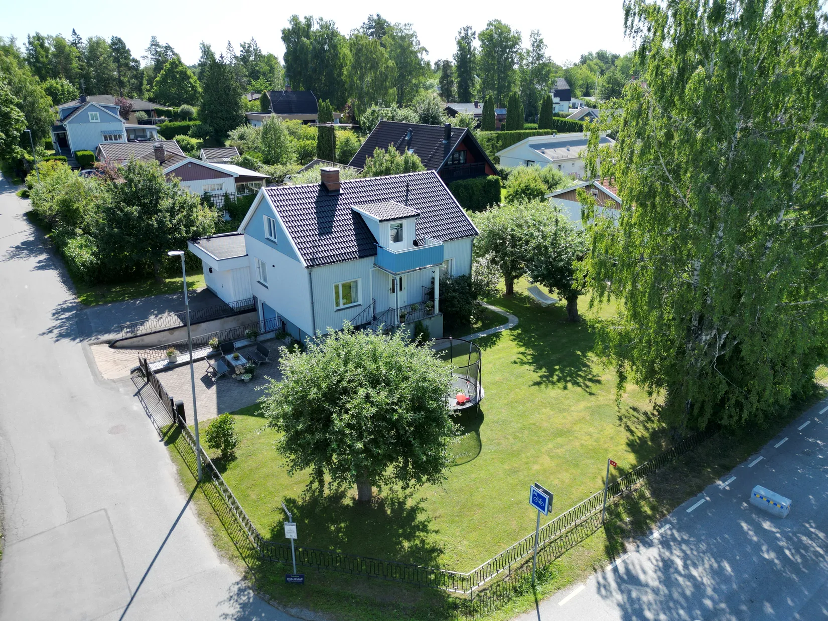 Villa, Kometvägen 9, Skälby, Järfälla