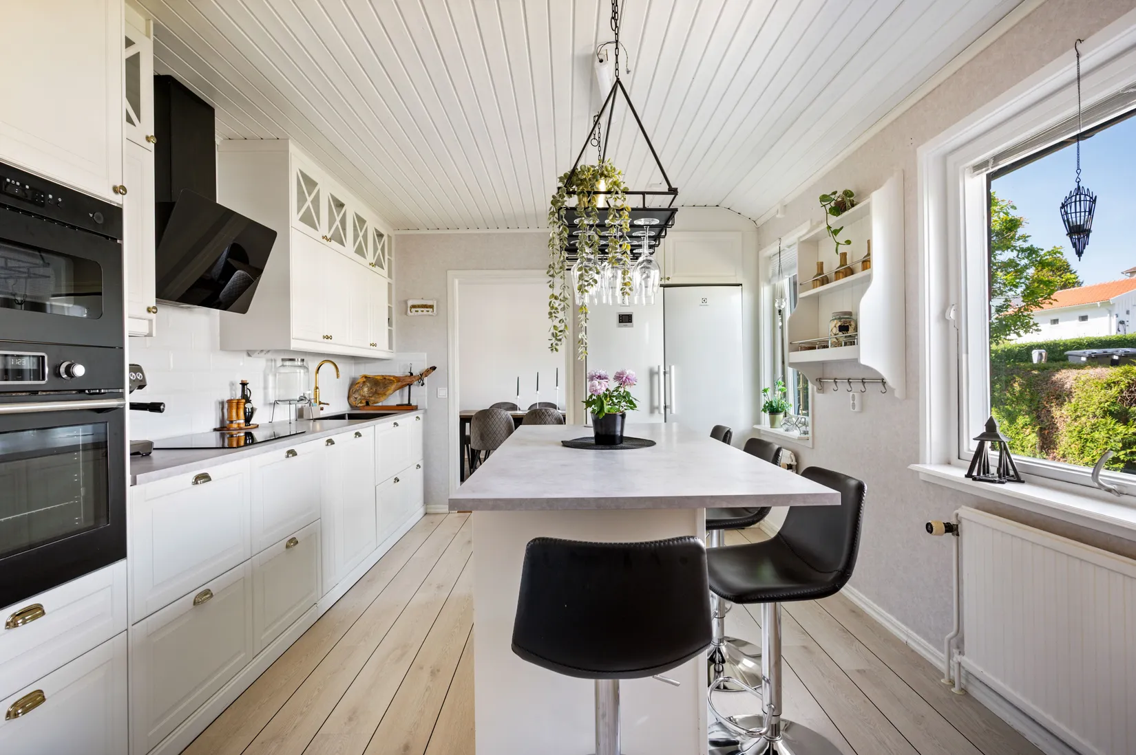Villa, Gamla vägen 6, Hällevadsholm, Munkedal